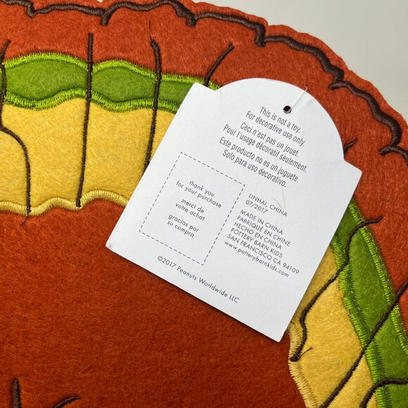 Pottery Barn Kids Thanksgiving Chairbacker Snoopy Woodstock Peanuts Turkey - Picture 5 of 7